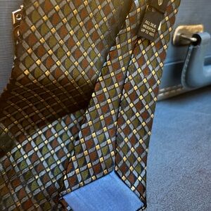 Silk Lanvin New York/Paris VTG tie . Weighed up to 40%